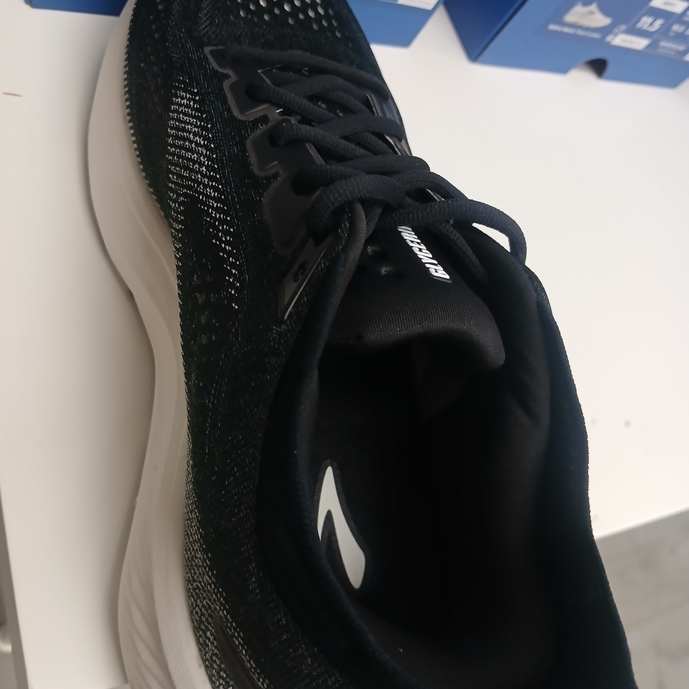 Brooks Men's Black and White Athletic Shoes - Picture 12 of 13
